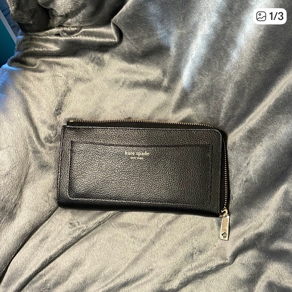Kate Spade Black Leather Zip Wallet